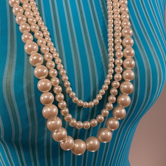 Three faux pearl strands with black ribbon tie - Picture 3 of 12